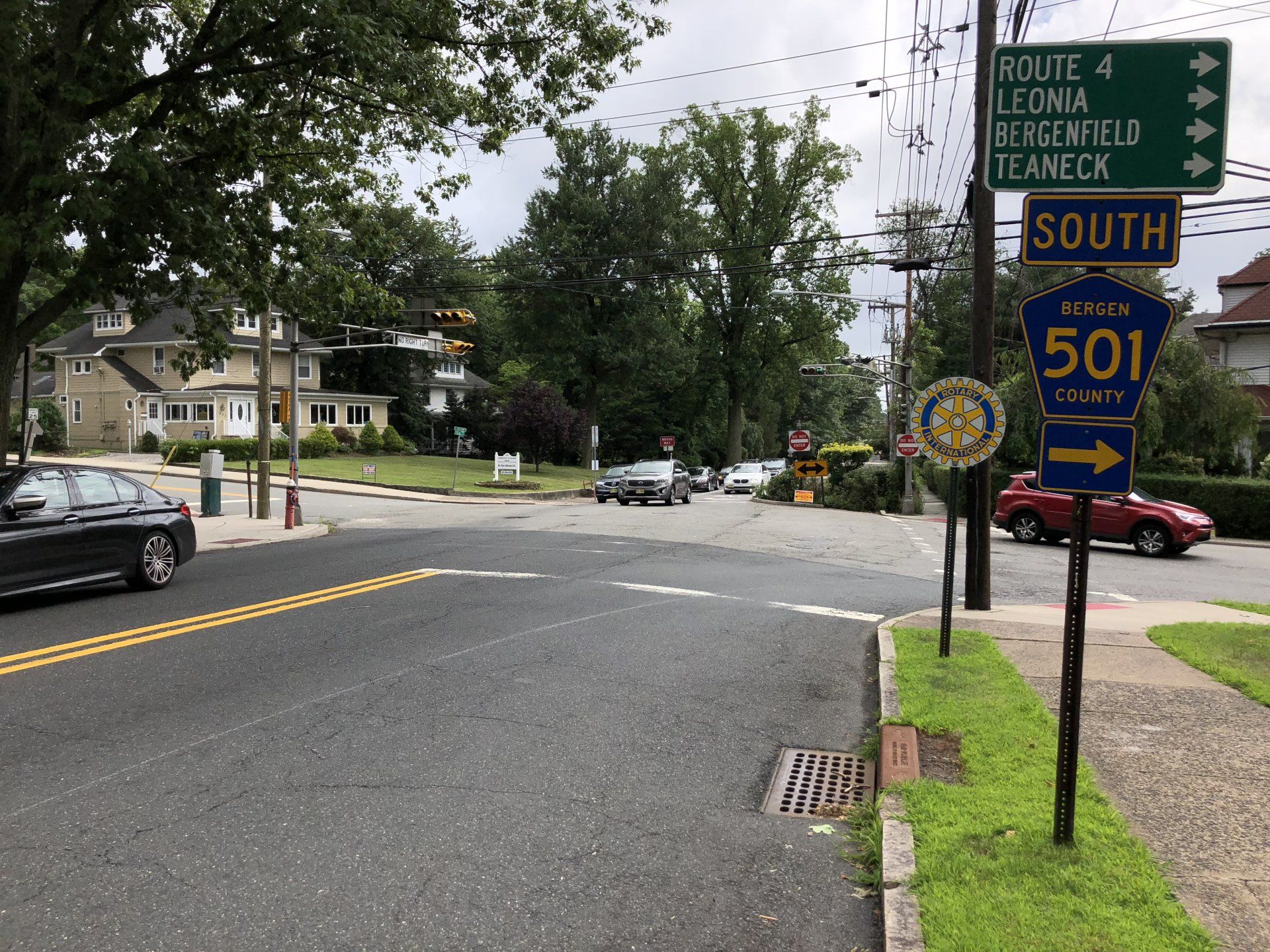 Leonia gallery image 2