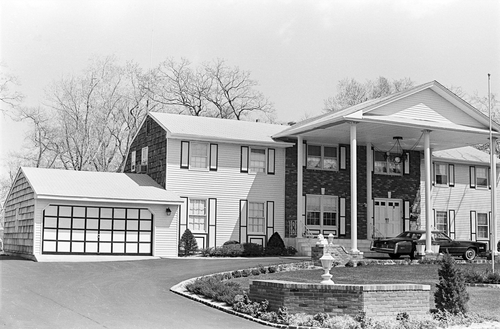 West Bay Shore gallery image 1