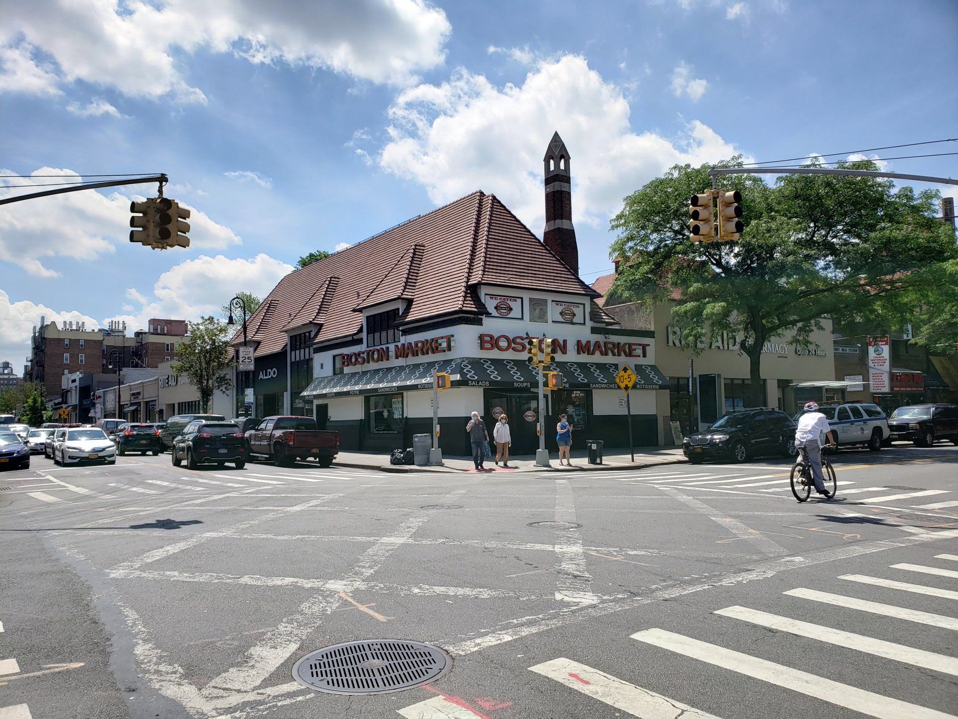 Forest Hills gallery image 2