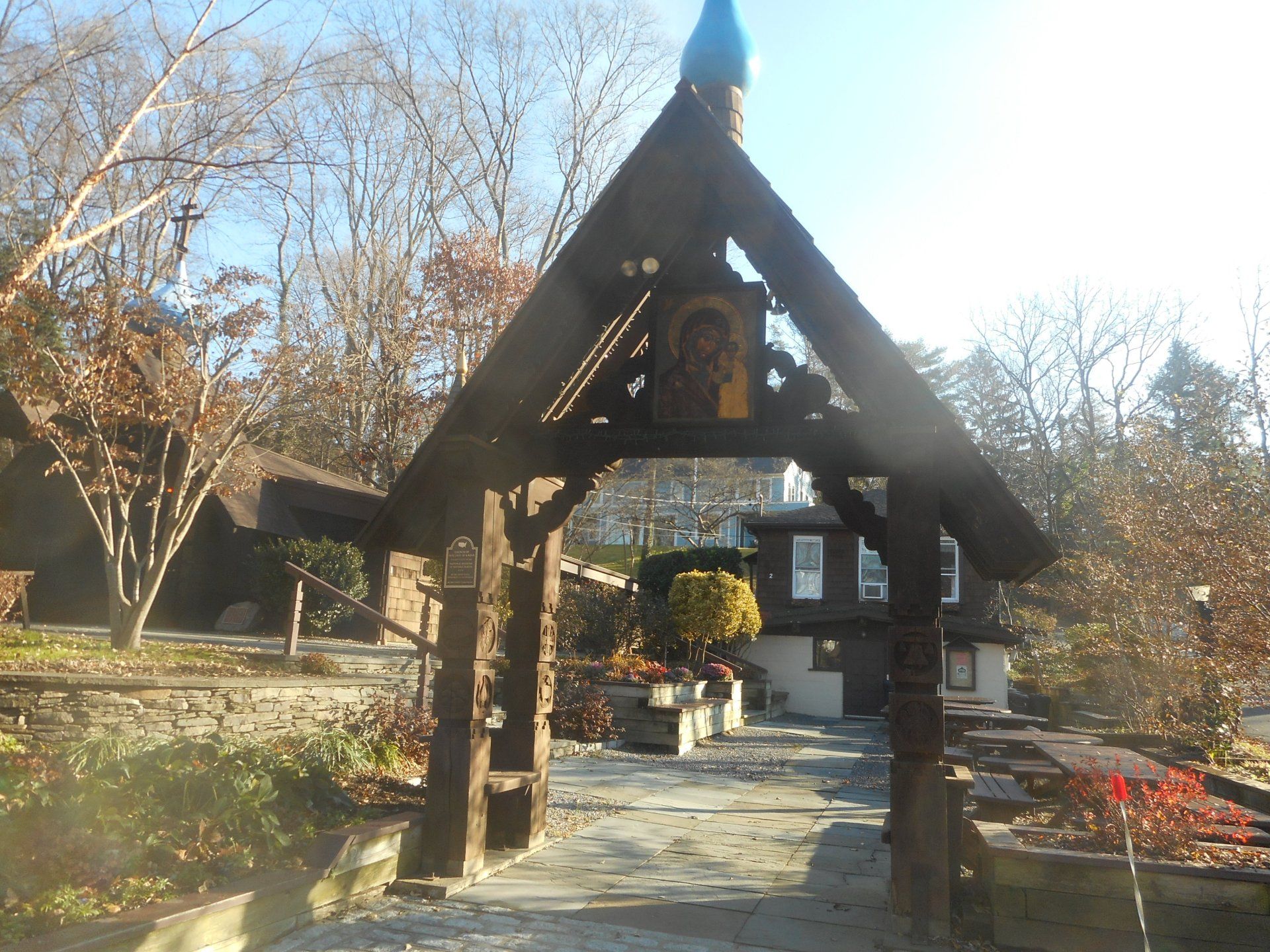 Sea Cliff gallery image 2