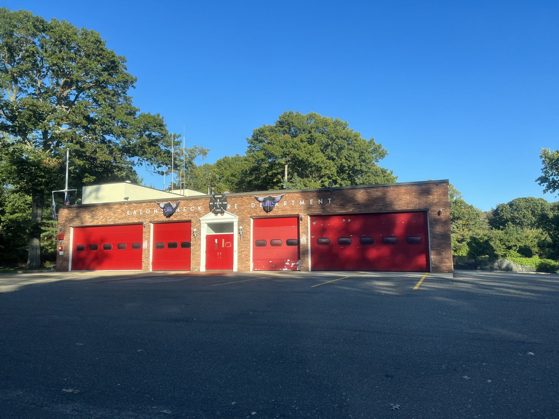 Eatons Neck gallery image 2