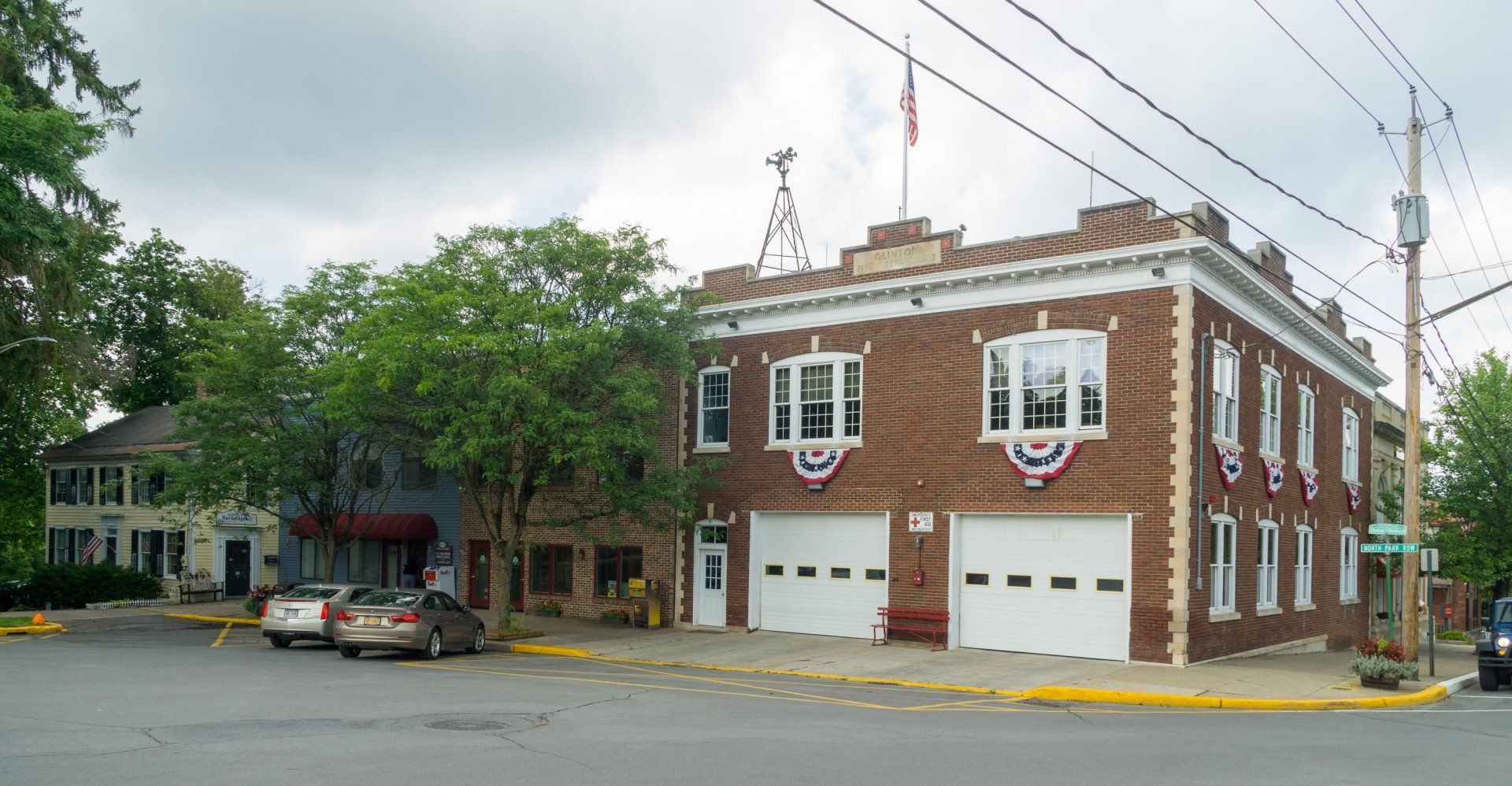 Clinton gallery image 3