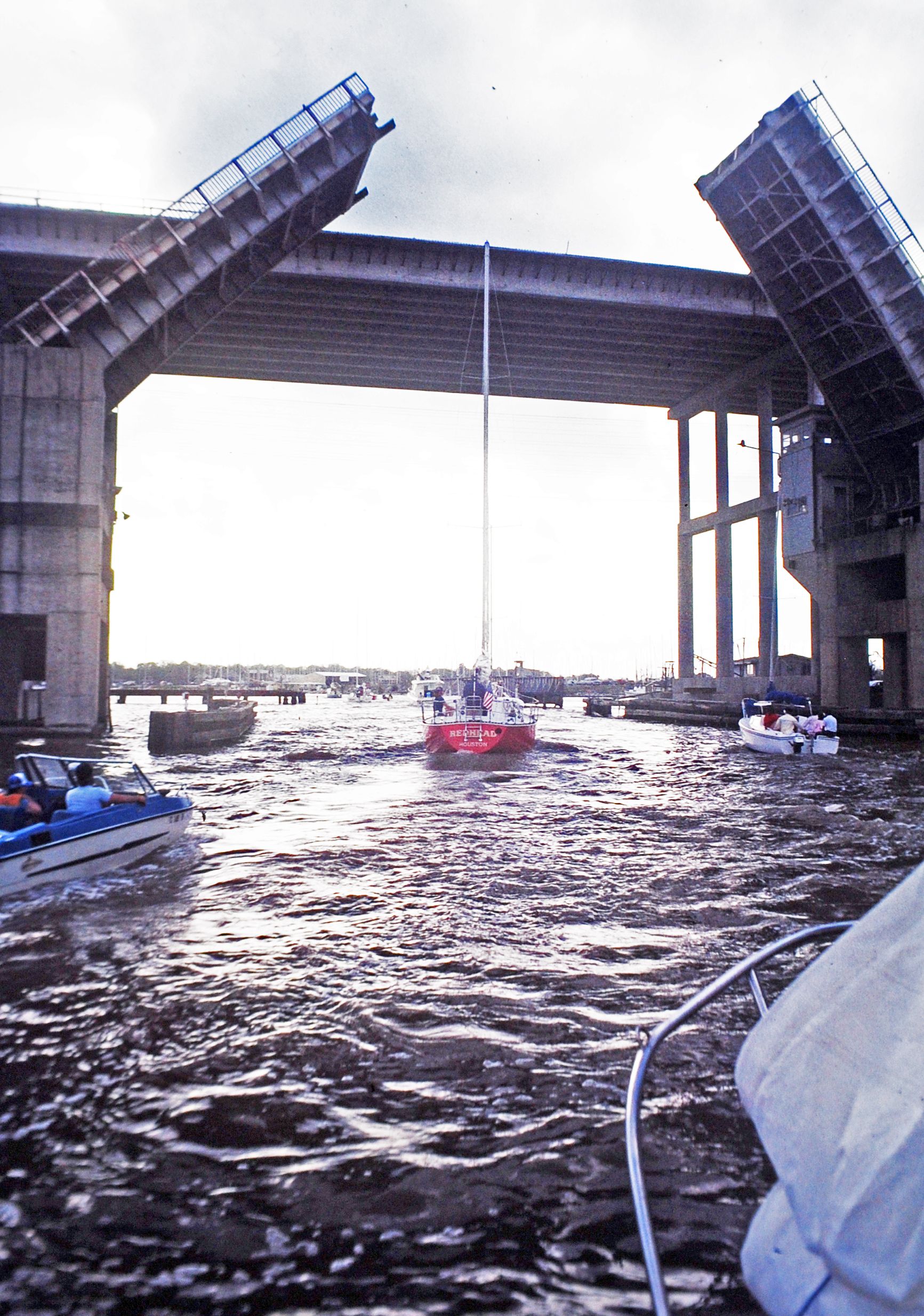 Clear Lake Shores gallery image 2