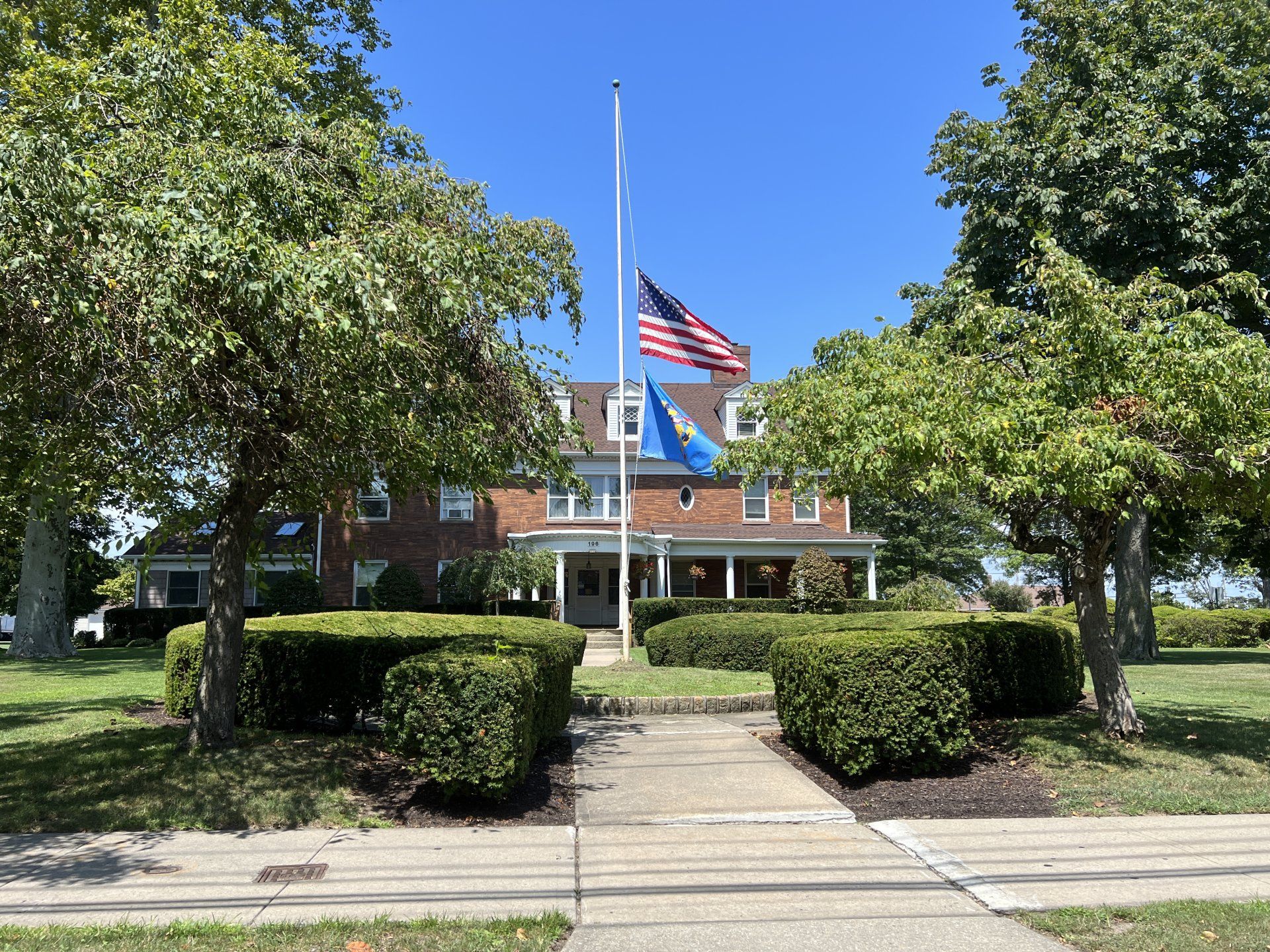 Lawrence gallery image 1