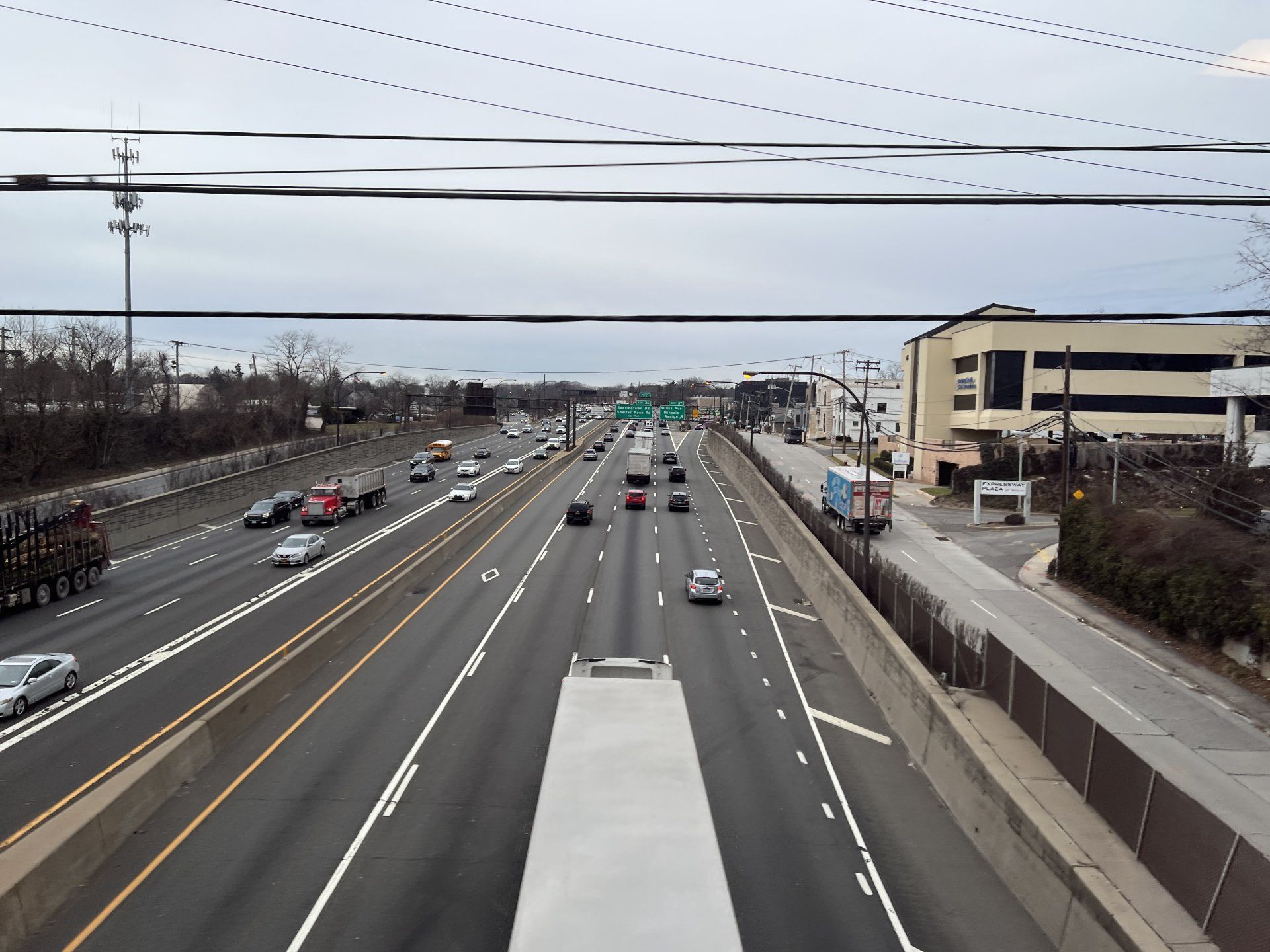 Roslyn Heights gallery image 6