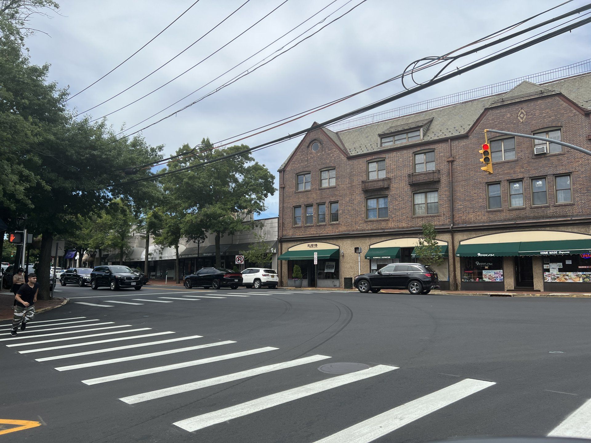 Great Neck Plaza gallery image 6