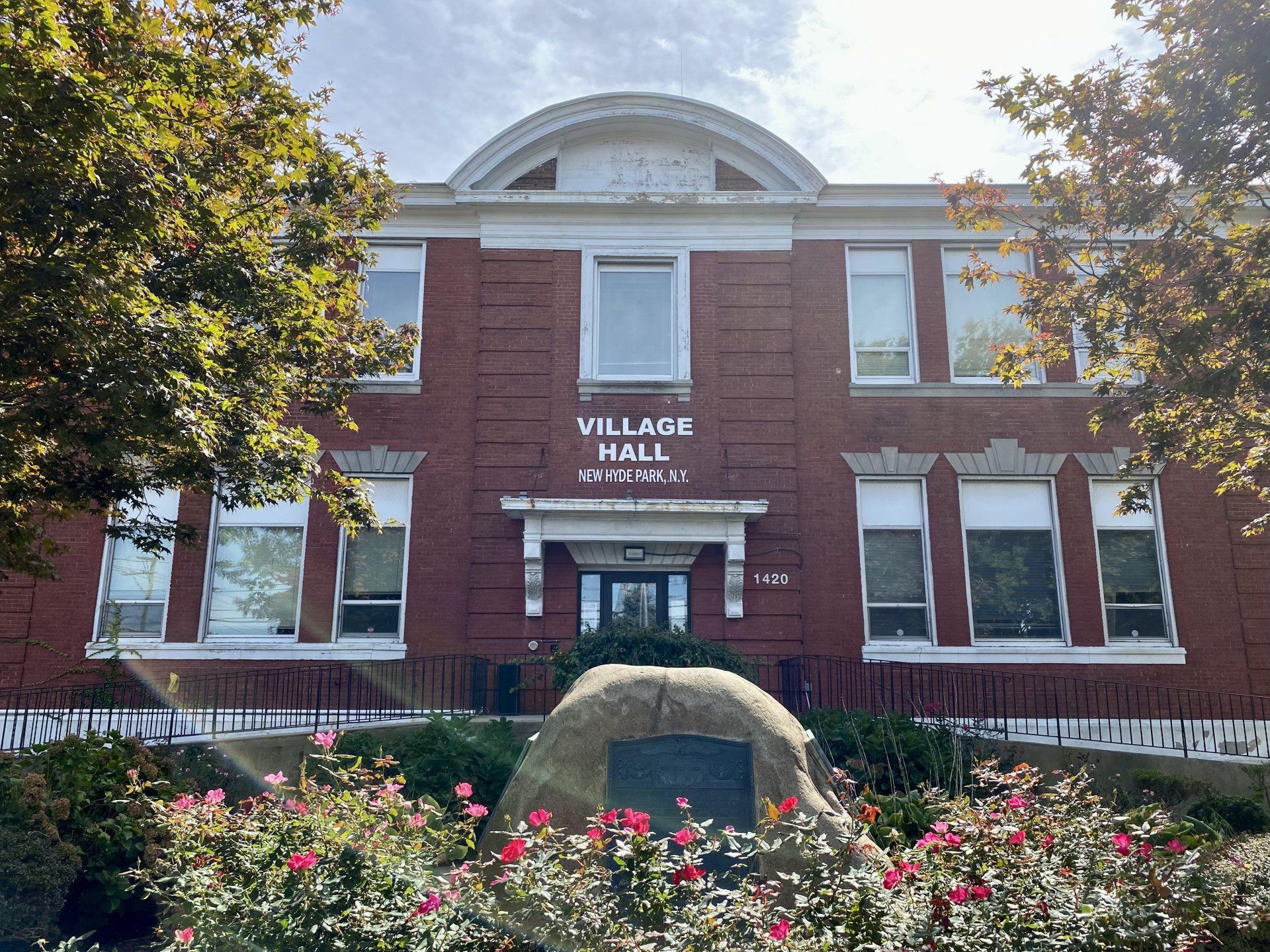 New Hyde Park gallery image 1