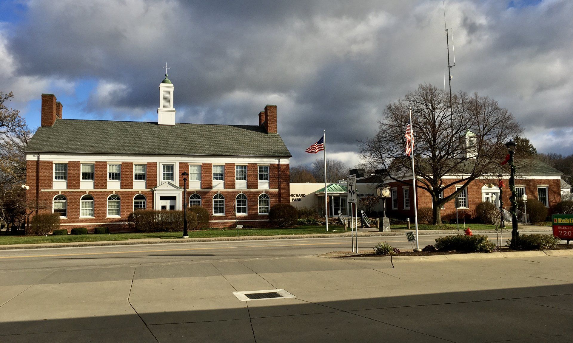 Orchard Park gallery image 1