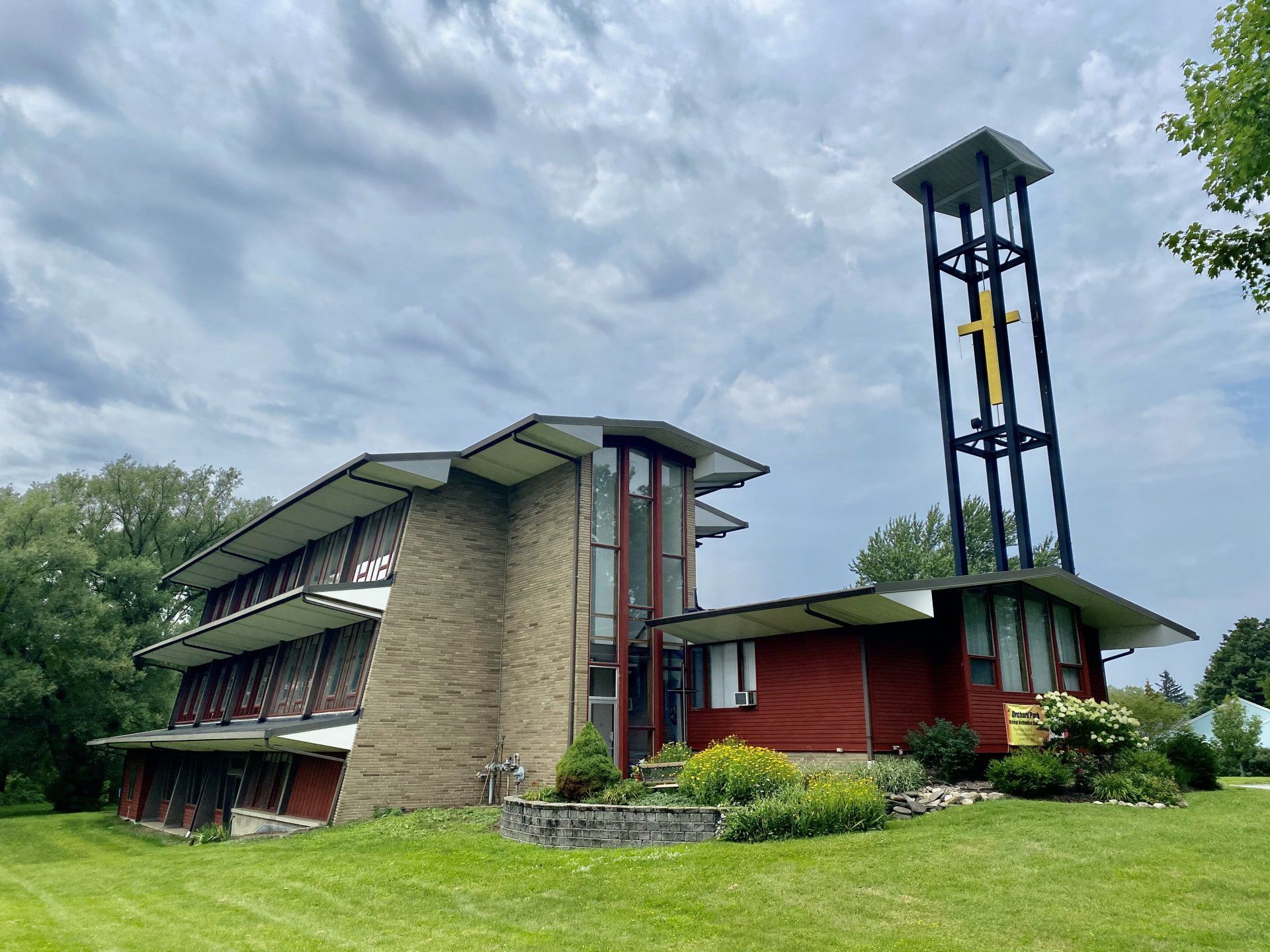 Orchard Park gallery image 3