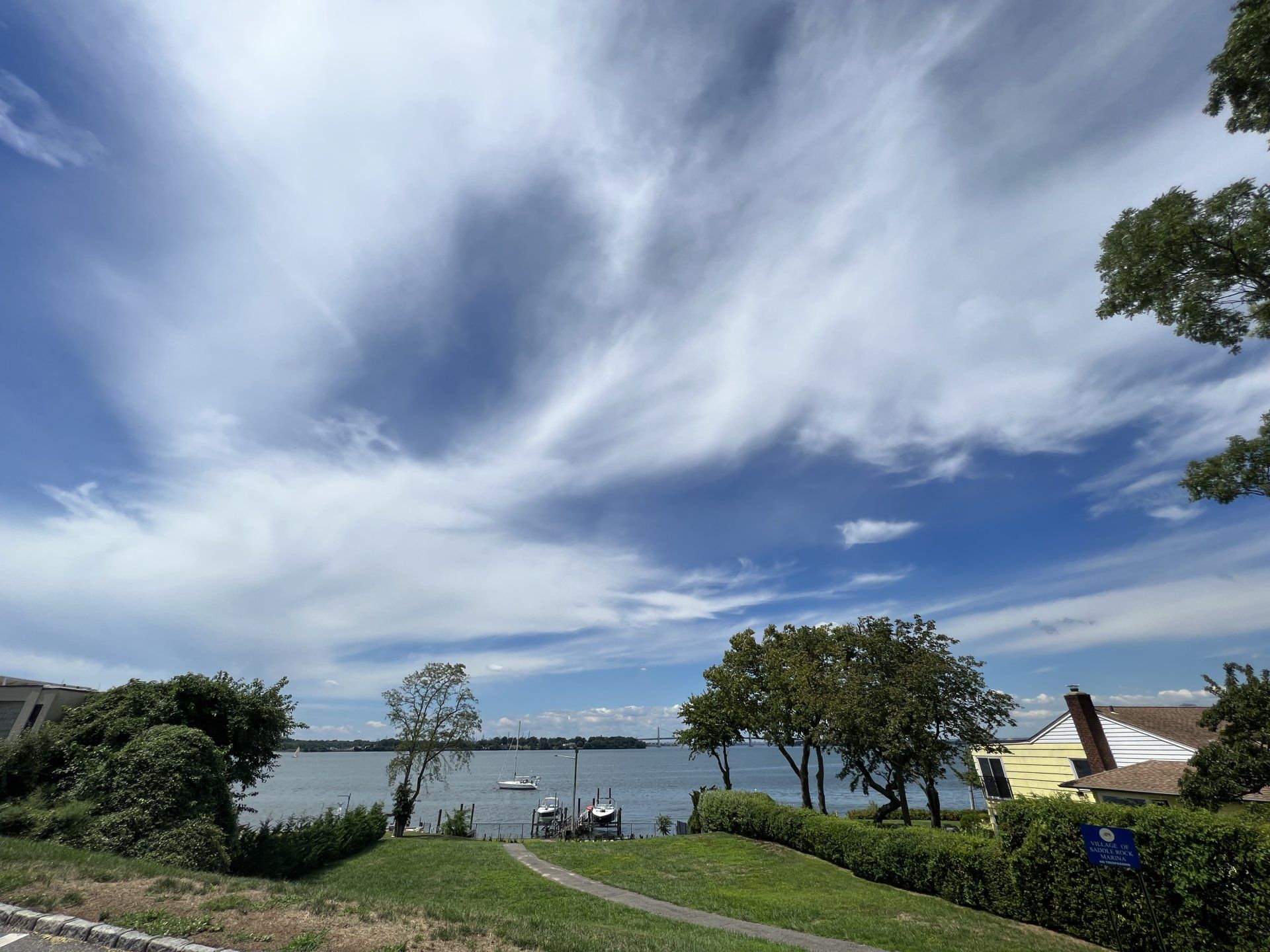 Saddle Rock gallery image 2