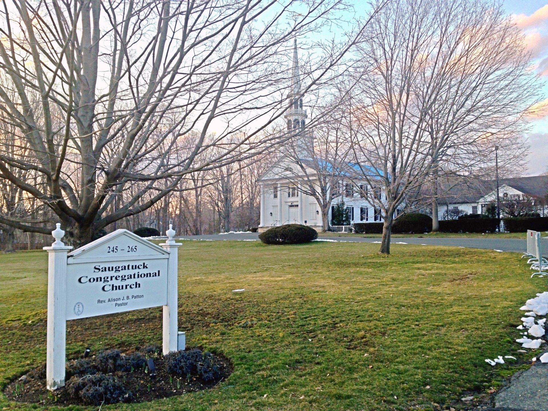 Saugatuck gallery image 3