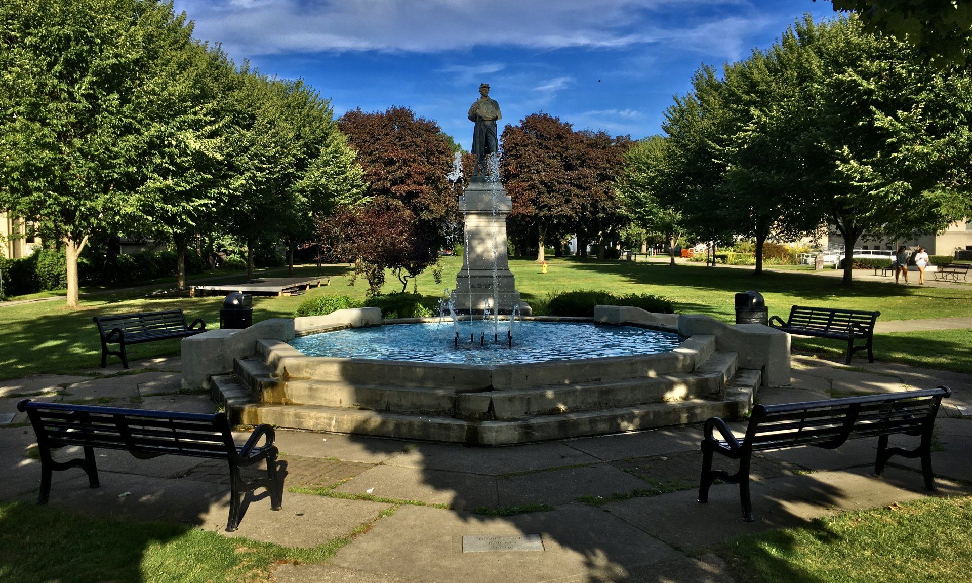 Cortland gallery image 4