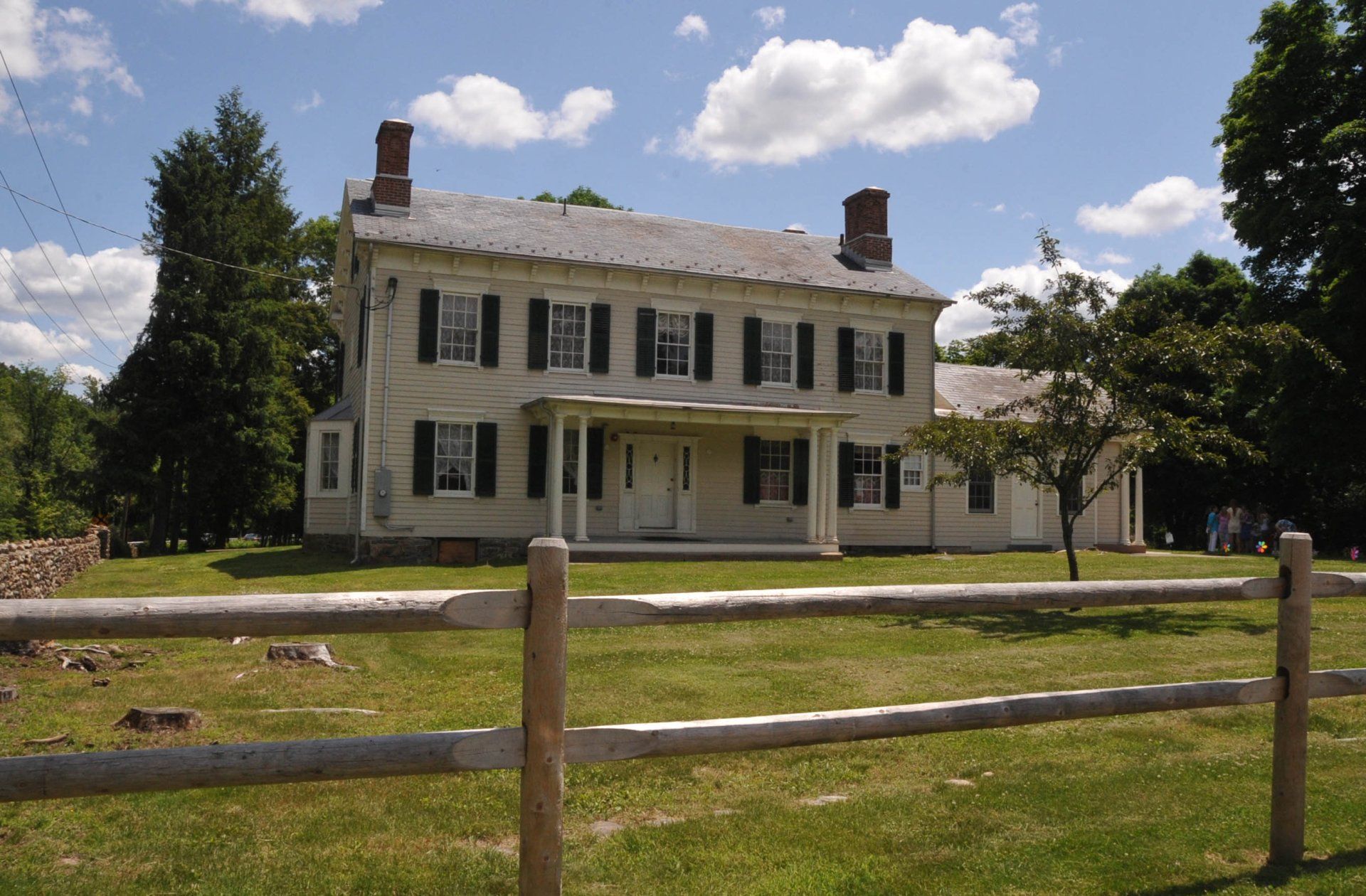 Riverdale gallery image 2