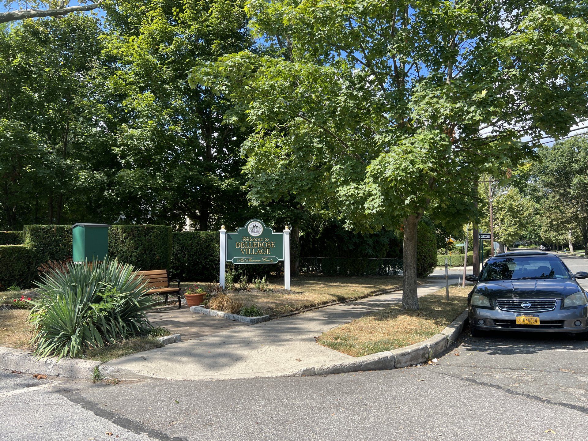 Bellerose gallery image 2