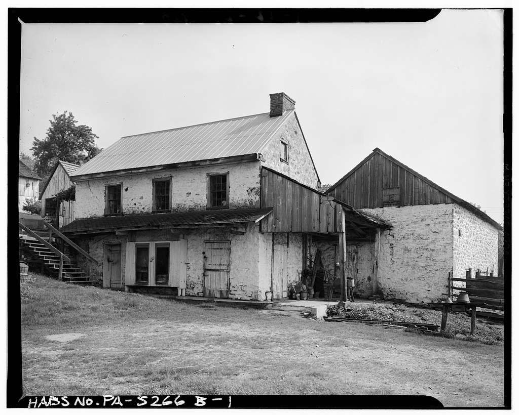 Flying Hills gallery image 1