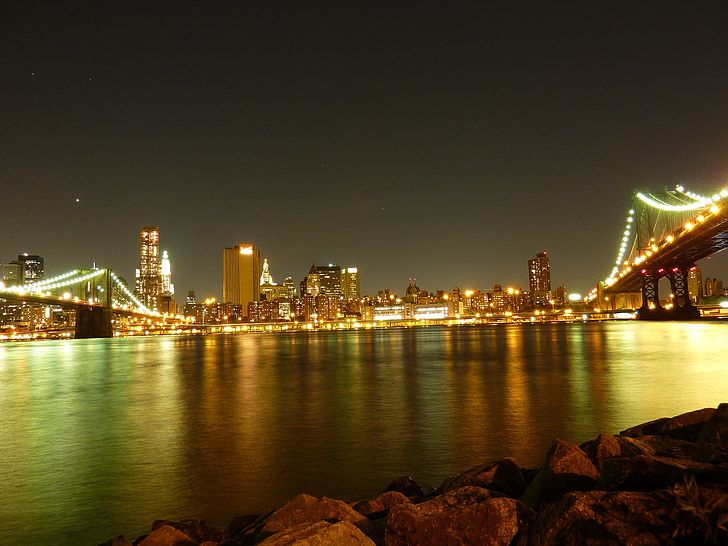 Williamsburg gallery image 1